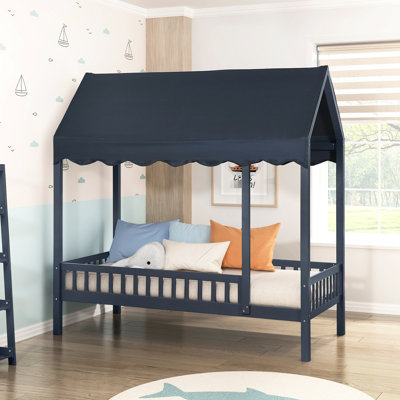 Lit plateforme simple à baldaquin bleu marine avec housse et bords festonnés, pièce de chambre à coucher moderne, structure en bois, sans sommier tapissier, housse en tissu aux bords de 80,5 po x 43 po x 83,5 po, article contemporain, printemps