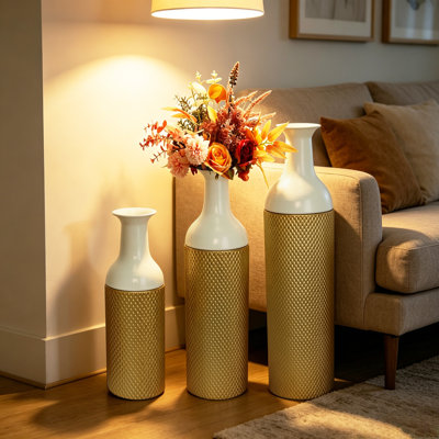 Ensemble de 3 vases décoratifs en métal