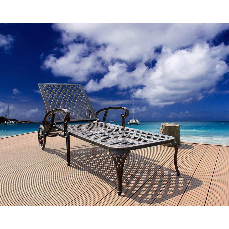 Aluminium Cast lounge chair, Brown