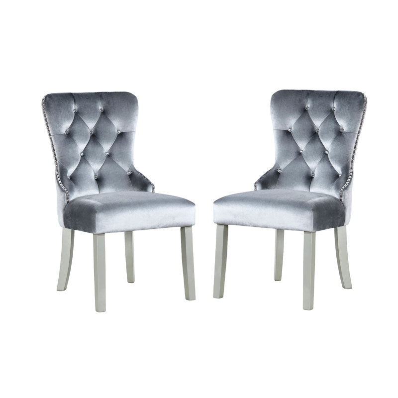 Chaises d'appoint contemporaines à oreilles en flanelle de style contemporain avec garniture cloutée en bois massif foncé et miroir