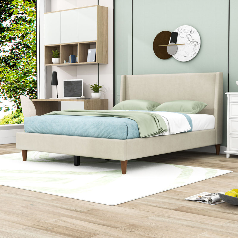 Lit plateforme tapissier avec pieds et tête de lit en bois, Grand lit