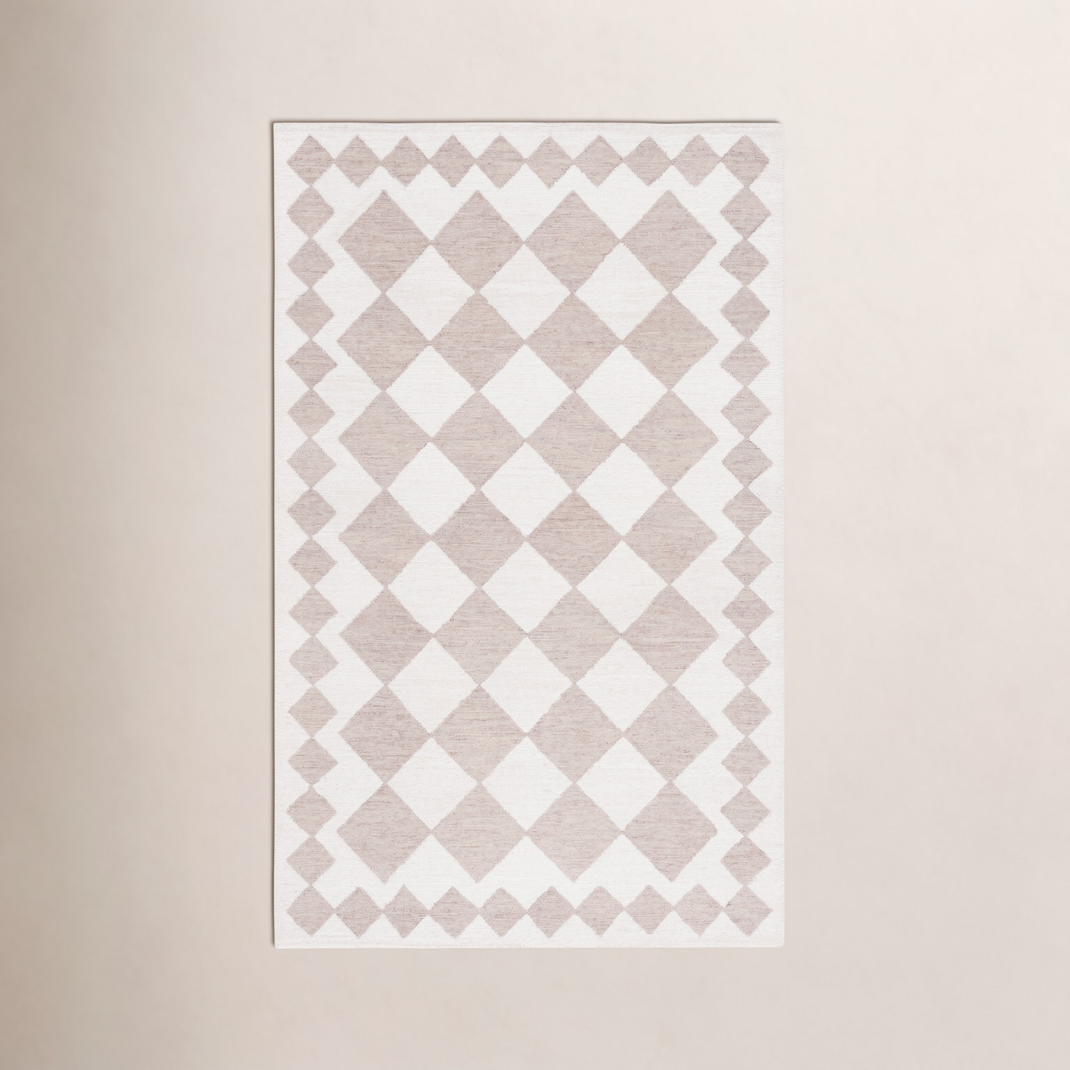 Claude Hand-Tufted Geometric Rug, Rectangle 3' x 5'