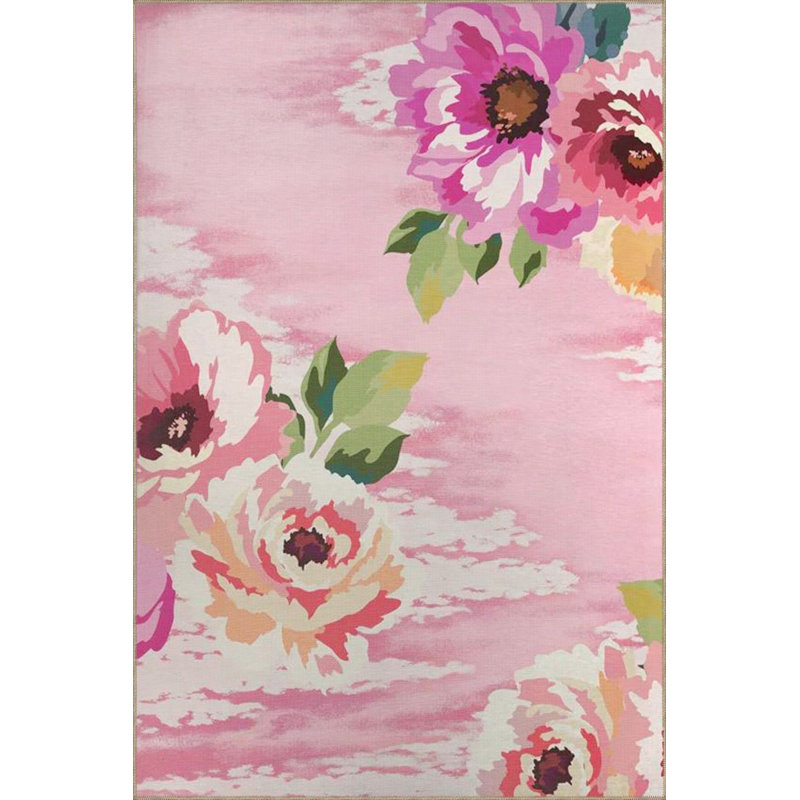 Tapis floral lavable à base tissée rose, Rectangle 5 pi 1 po x 7 pi 7 po