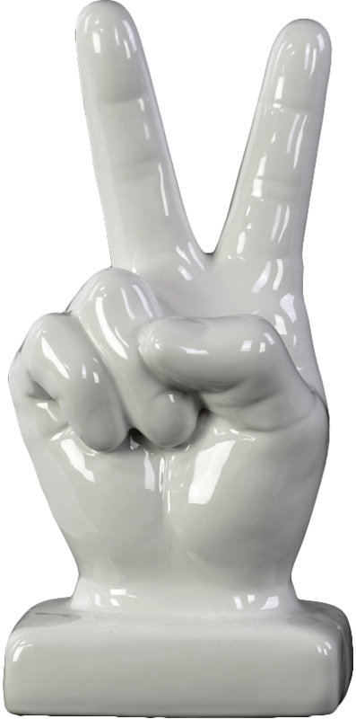 Sculpture en céramique signe de la paix à la main sur fond blanc lustré