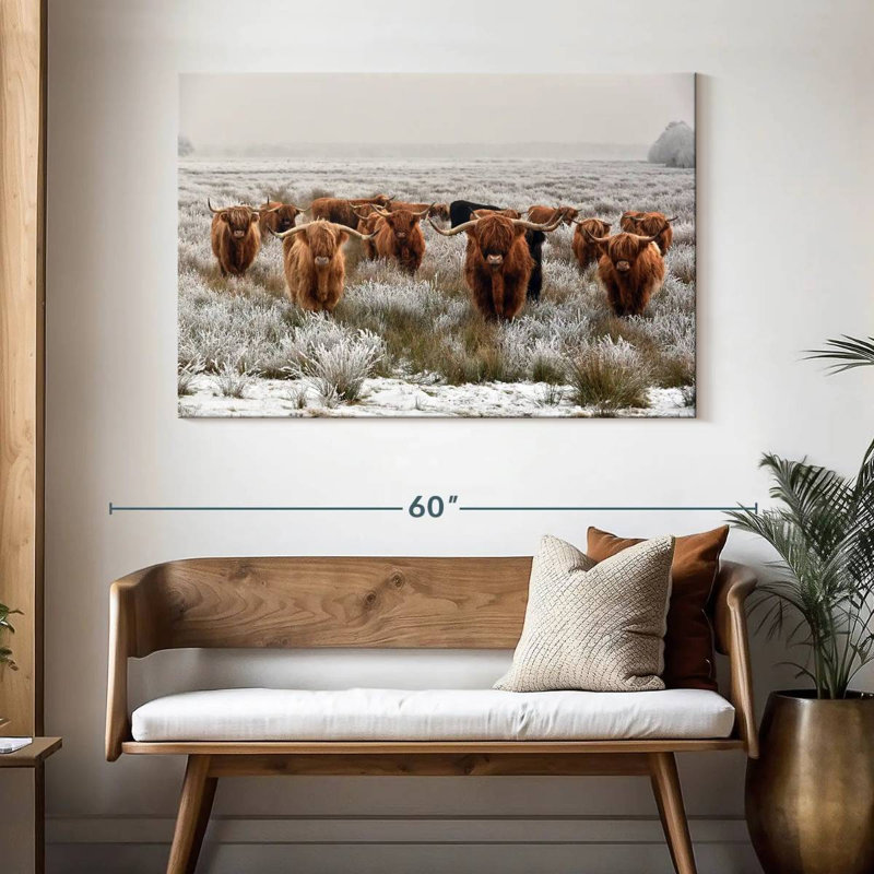 Winter Highland Cows, H 32 po x l 48 po