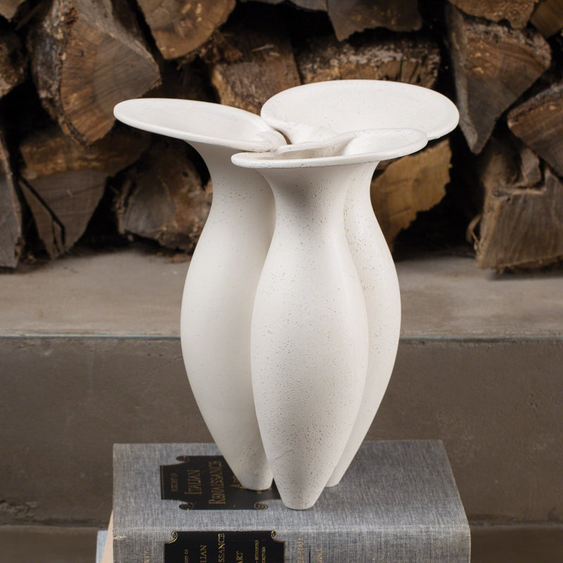 Vase Lily