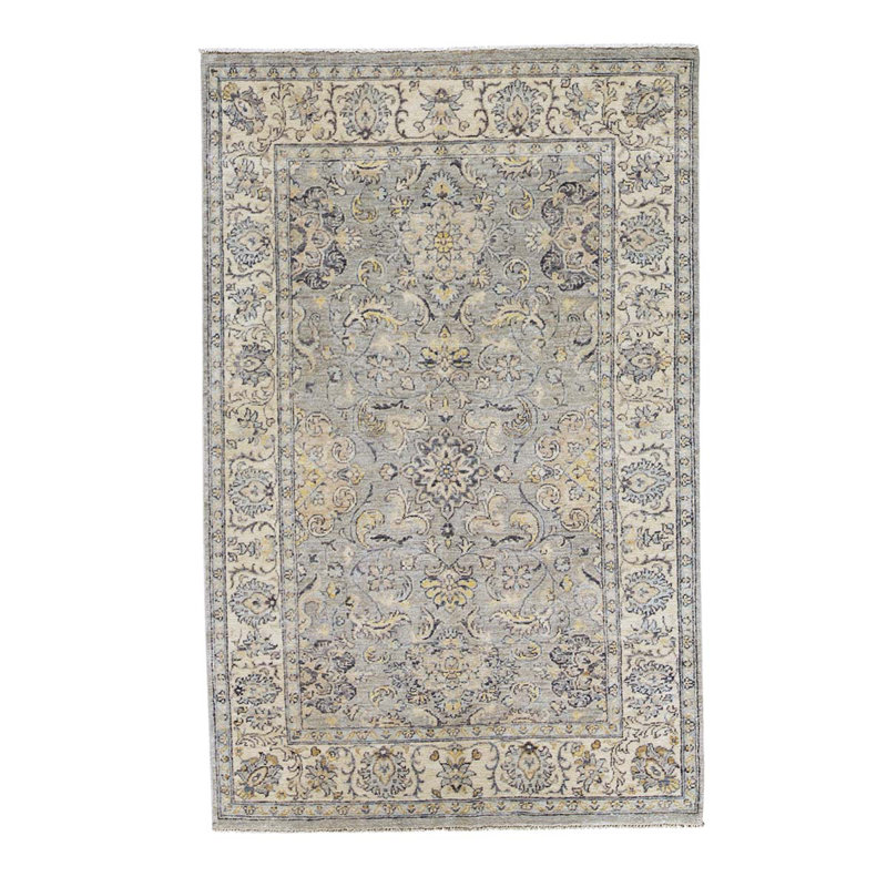 Wool Oriental Area Rug in Ivory