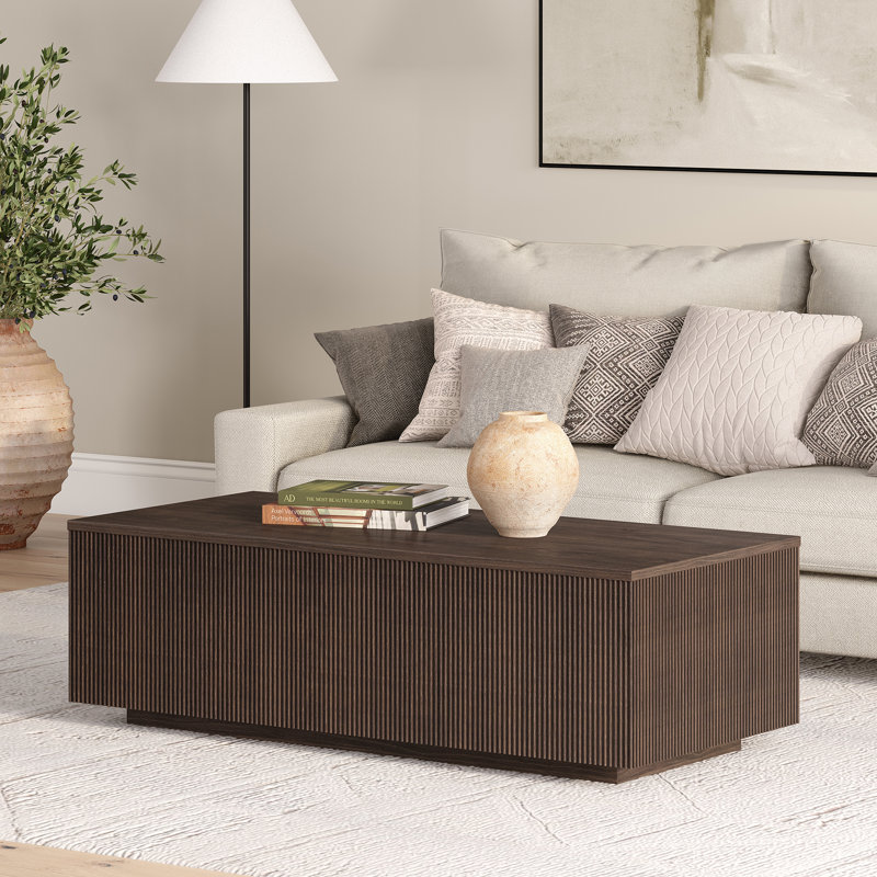 Table basse cannelée 48 po avec base solide brun clair Reyes Reyes, Brun aulne