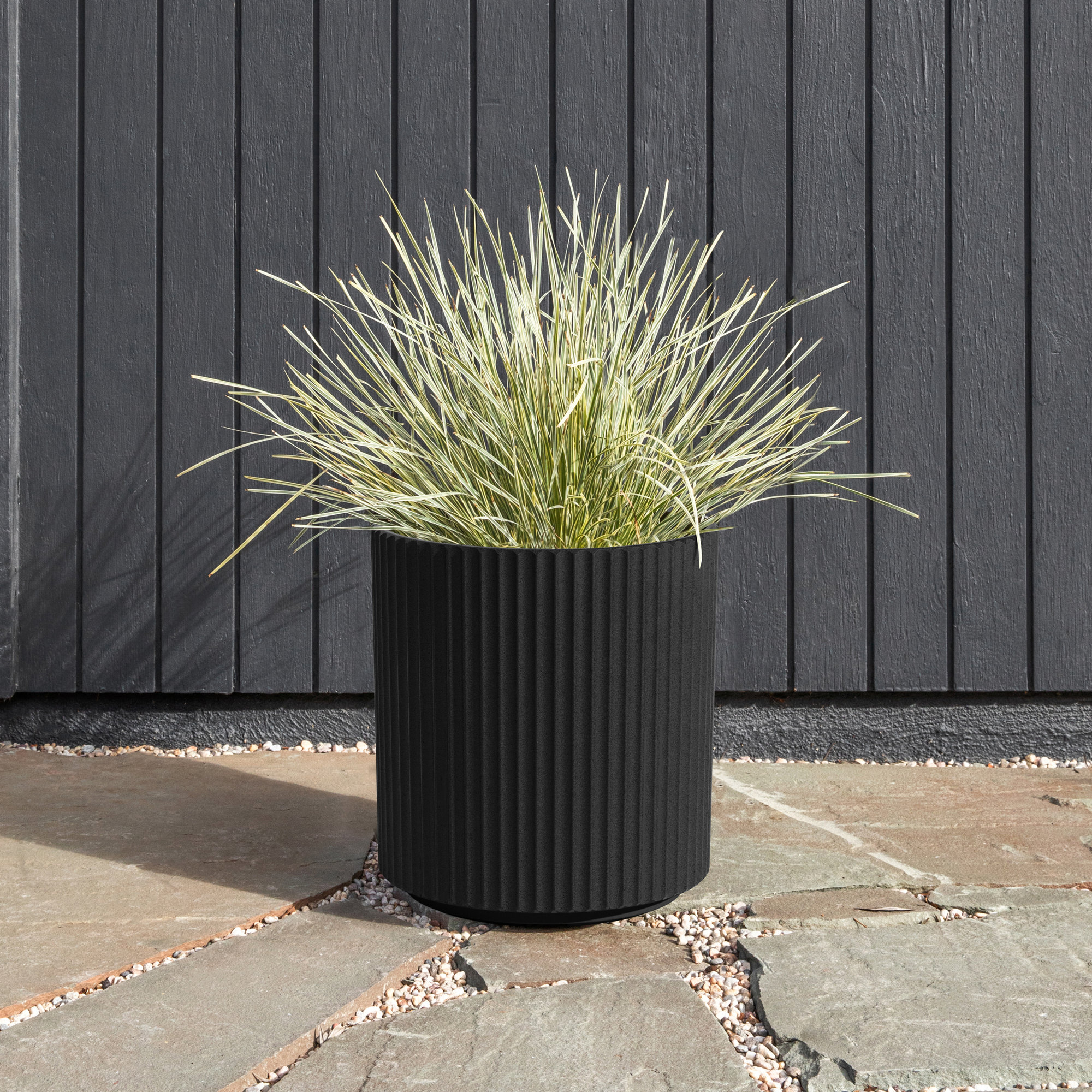 Demi Series Round Planter, 16" H x 14.75" W x 14.75" D, 1, Black