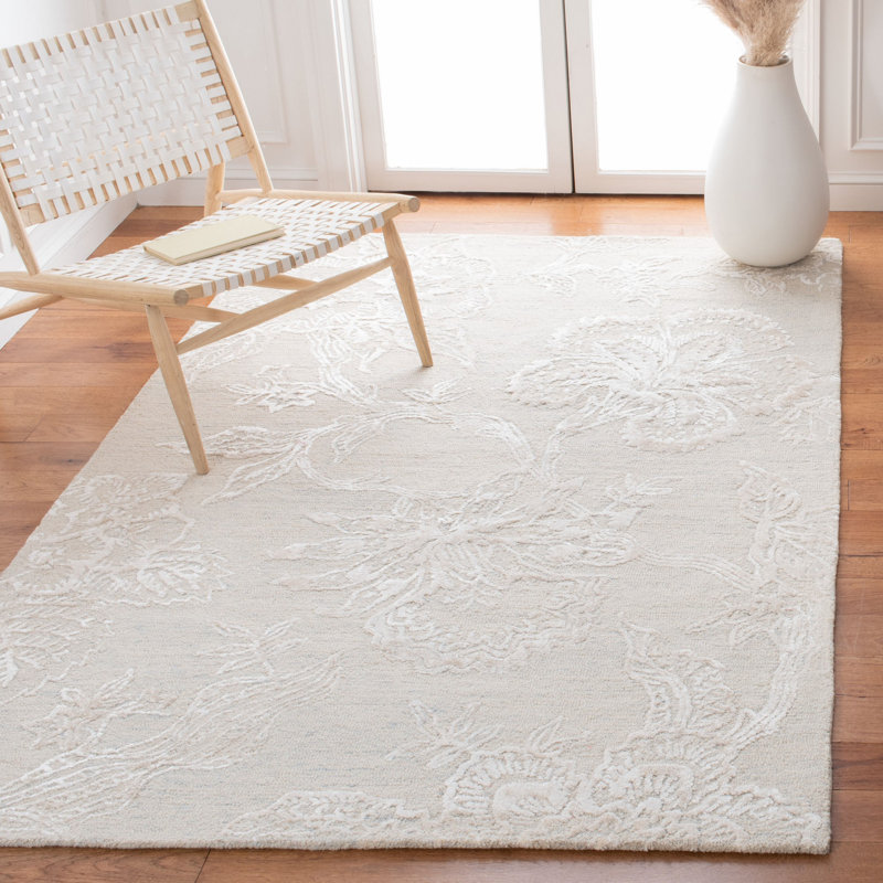 Salaam Hand Tufted Wool/Viscose Floral Rug in Light Blue/Ivory, Rectangle 5' x 8'
