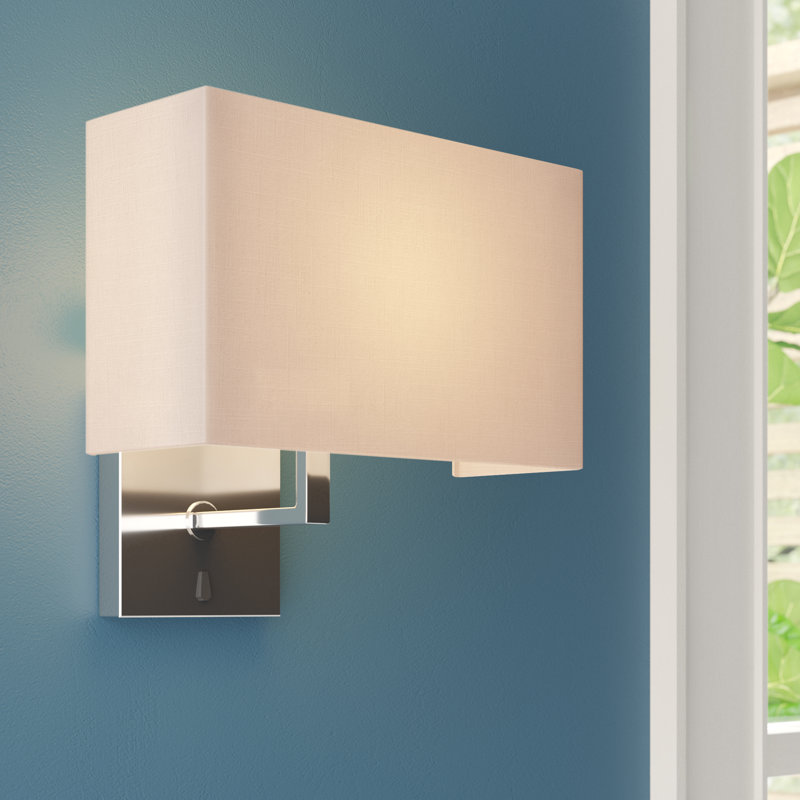 Laylah Armed Sconce