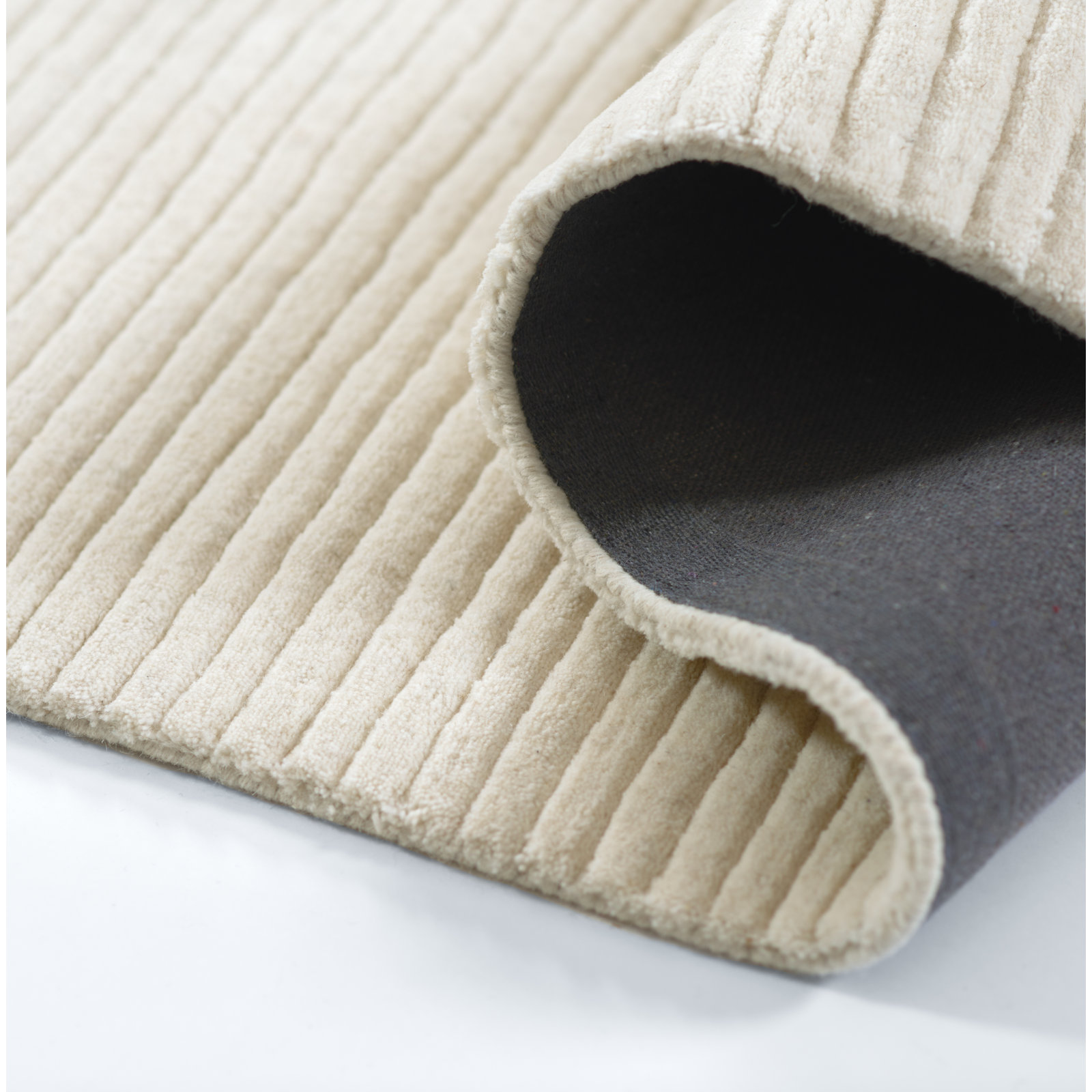 Guiness Beige Hand-Loomed Wool Rug, Rectangle 5' x 8'
