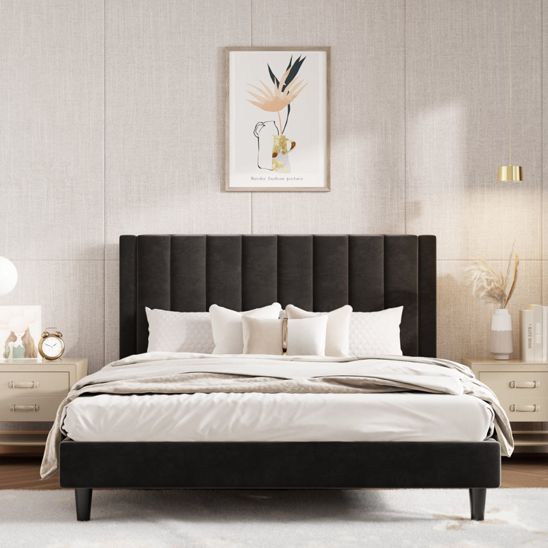 Lit plateforme tapissier avec velours et tête de lit rayée Stauton, Double, Noir