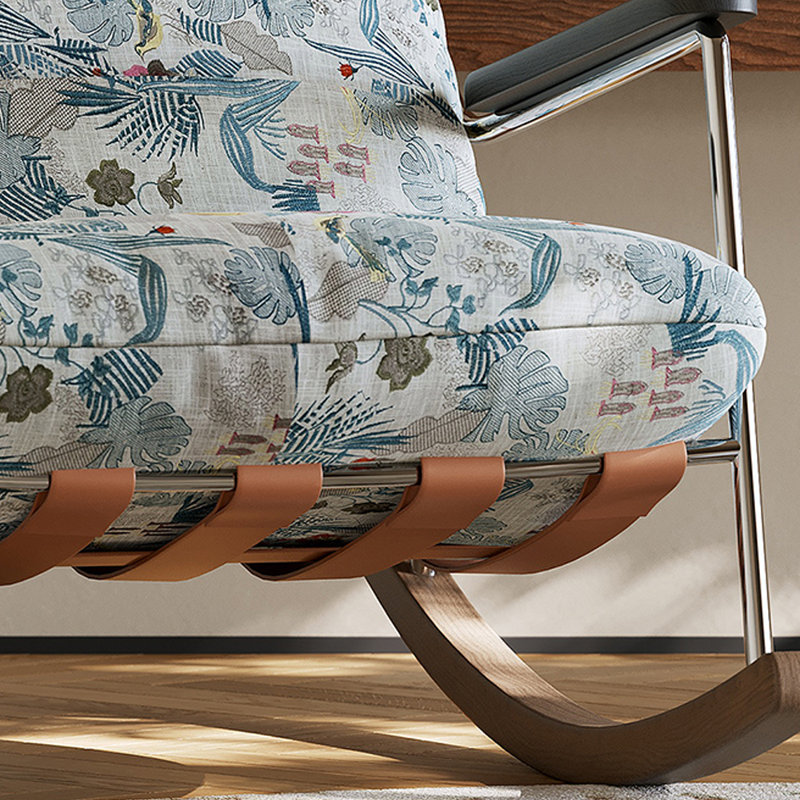 Chaise berçante en bois de frêne