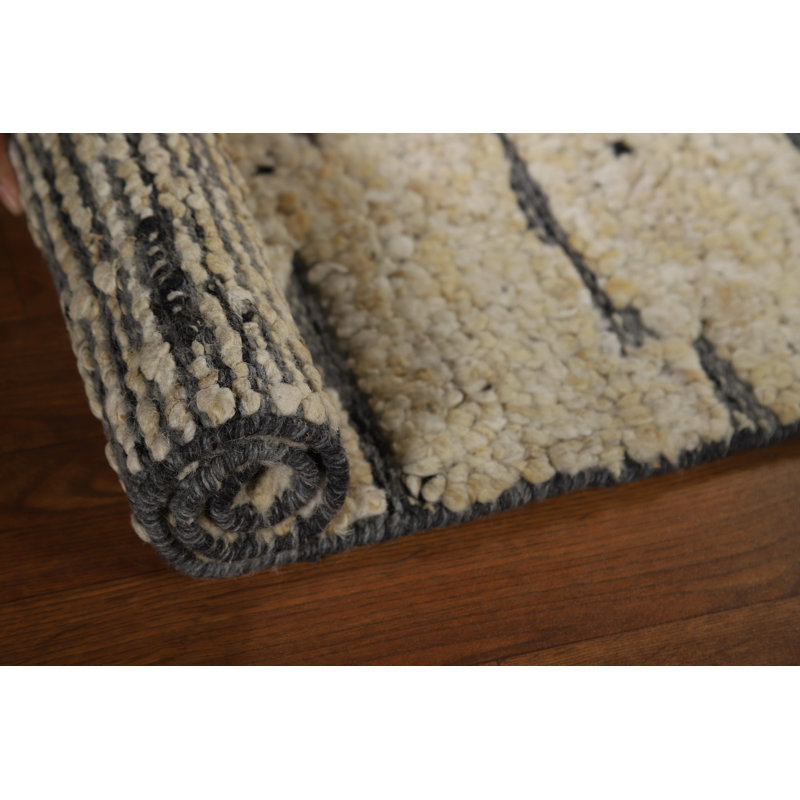Tapis décoratif abstrait marocain oriental 2x3