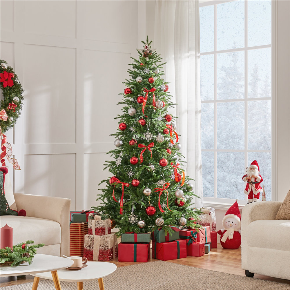 Pre-Lit Spruce Christmas Tree, 6'