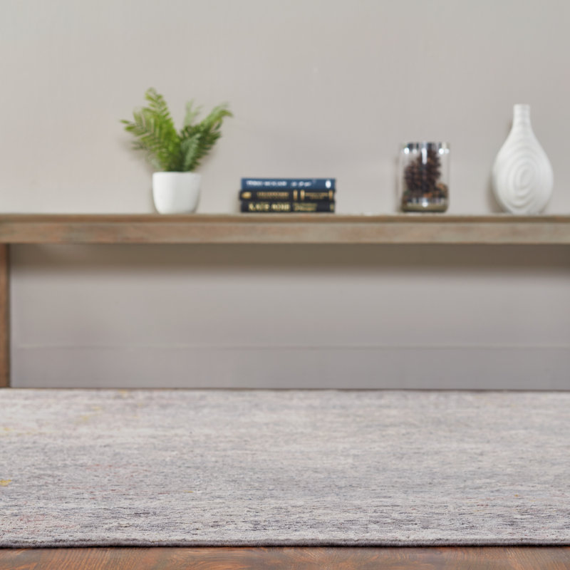 Oriental Area Rug in Gray, Rectangle 6' x 9'