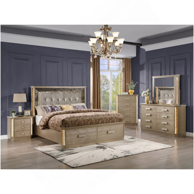 Medusa Queen 5PC Bedroom Set Made With Wood In Gold