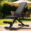 Banc de musculation réglable avec bandes de résistance, banc d'entraînement inclinable / inclinable pliable pour l'entraînement de tout le corps, banc de musculation polyvalent pour la gymnastique à domicile, noir