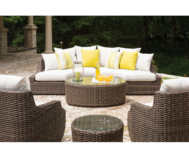 Largo Outdoor Oval Coffee Table