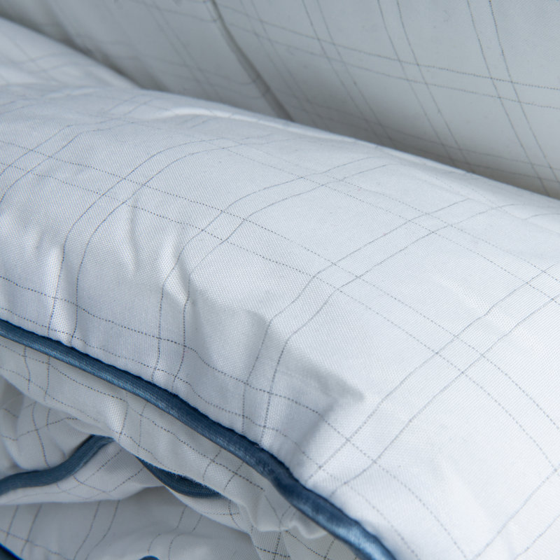 Couette en duvet synthétique Carbon Technology, Grand lit