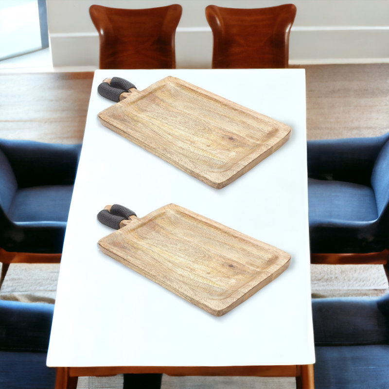 Ensemble de deux planches à fromage en bois massif brun