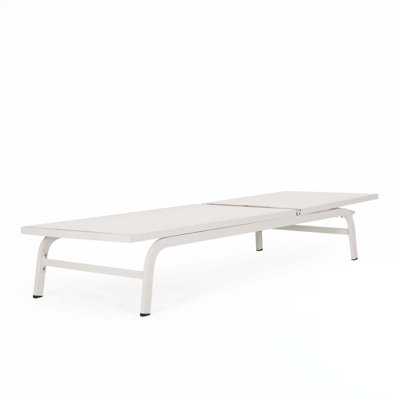 Chaise longue