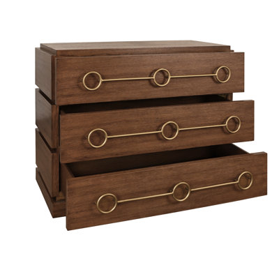 Commode à trois tiroirs avec poignées circulaires en laiton antique.