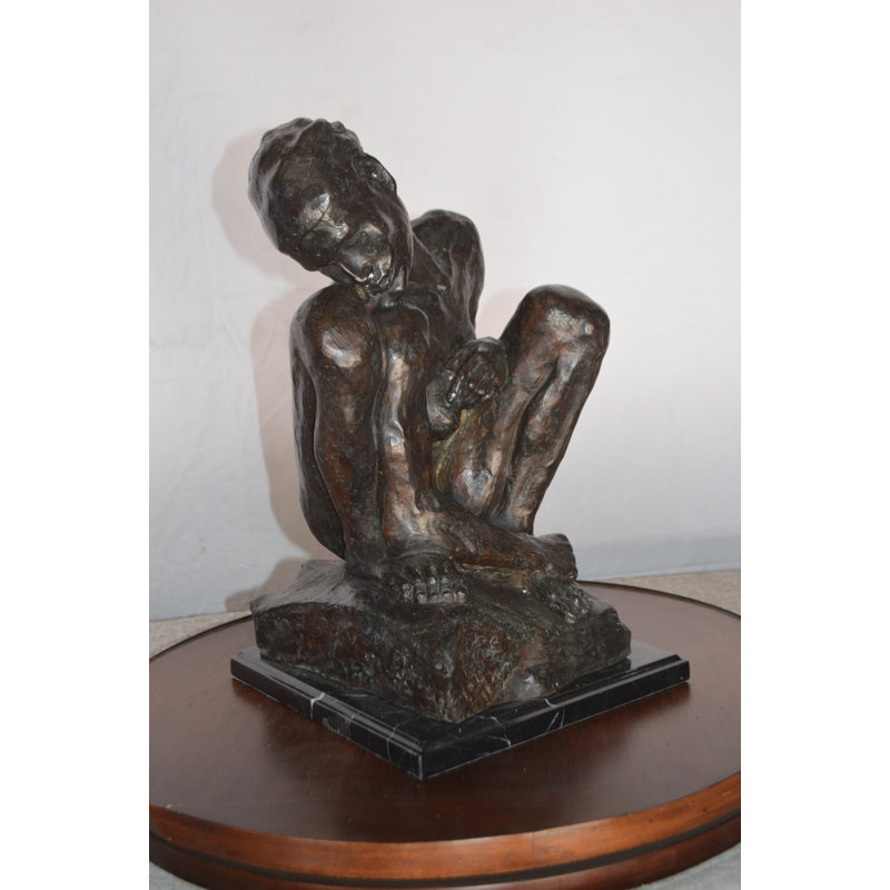 Statue de femme Bhoyar accroupie en bronze Rodin - Taille: L 11 po x l 16 po x H 18 po.