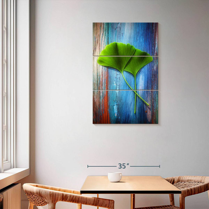 Gingko Green Leaves