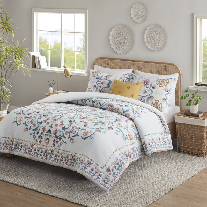 King Blush Floral Down Alternative Microfiber Comforter Set