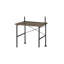 Bureau rustique moderne avec plateau en panneau de particules épais de 25 mm et pieds en métal avec décorations en chêne