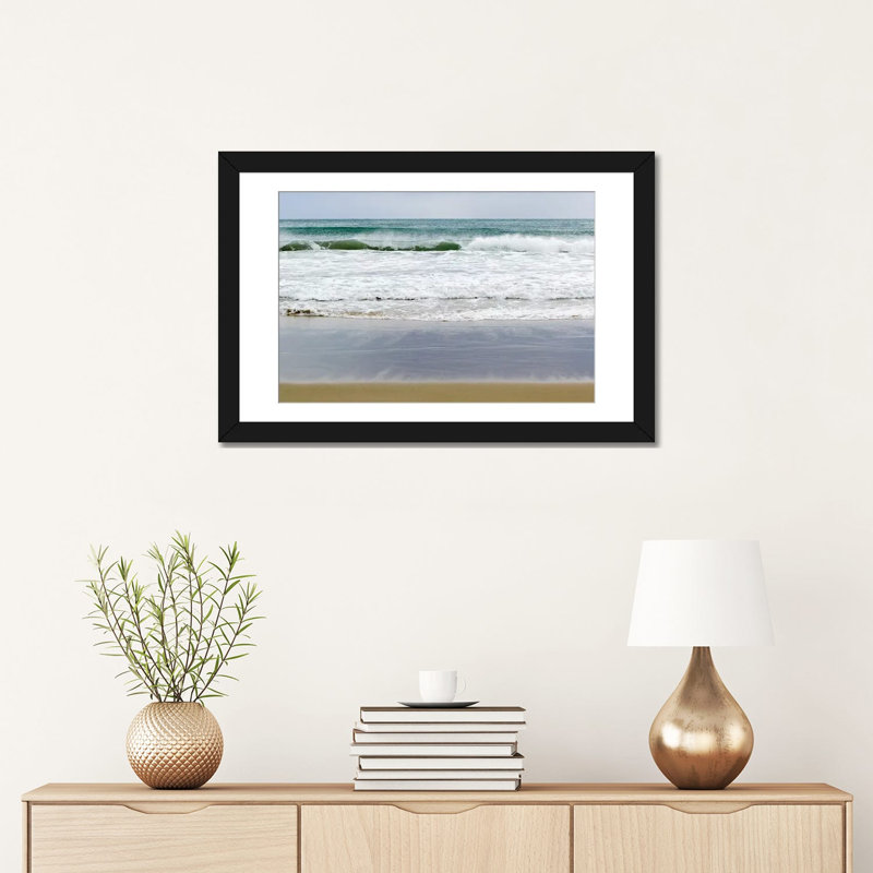 « beach time », reproduction d’impression sur toile tendue, H 16 po x l 24 po x P 1 po, Papier d'art encadré noir, Blanc