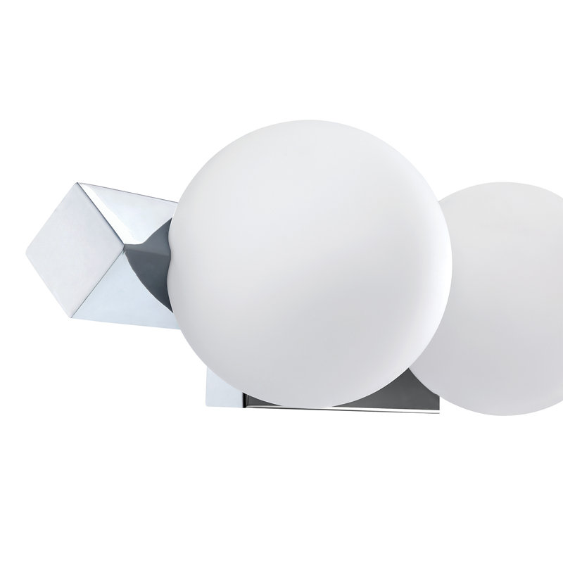 Coiffeuse Orbitron avec globes en verre blanc opale pour un décor élégant, H 4,7 po x l 28 po x P 6,7 po, Chrome chrome