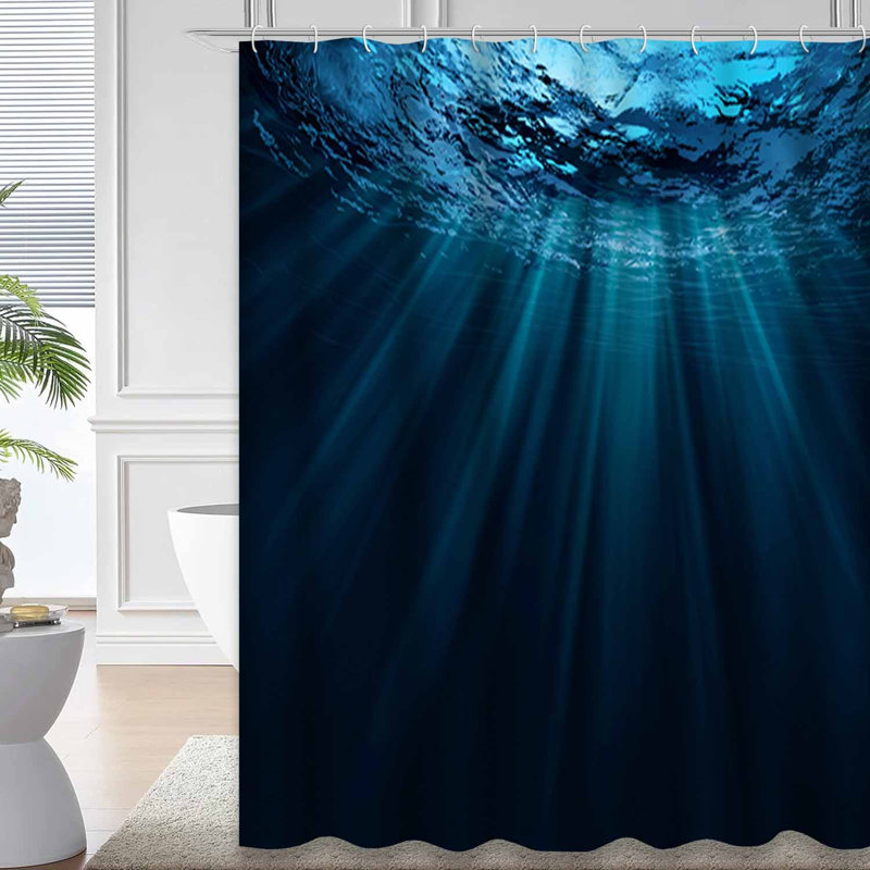 Abstrait en eau profonde, bleu foncé, océan, bleu clair et soleil avec 12 crochets, L 72 po x l 84 po