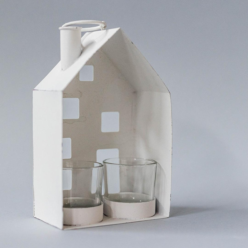 Porte-bougie en forme de maison avec 2 porte-votives