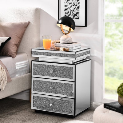 Table de chevet argentée à miroir avec 3 tiroirs, table en cristal pour chambre à coucher moderne, l 13,8 po x l 17,7 po x H 23,6 po