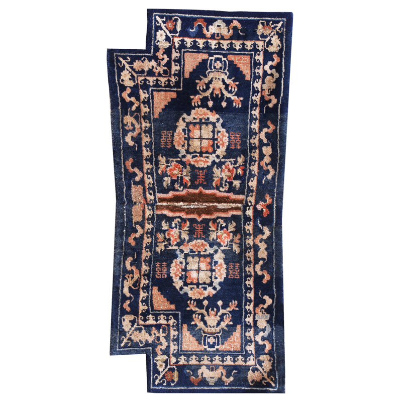 Hand Knotted Wool Area Rug in Blue