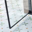 Porte de douche pivotante simple pivotante de 34 à 35,5 po x H 75 po, alliage d'aluminium noir mat, verre trempé clair de 1/4 po (6 mm) de large épaisseur.