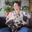 Coussin imprimé animal en cuir de vache-606903077