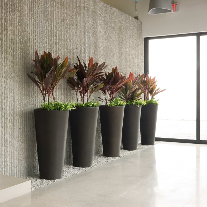 Grand pot à fleurs à double paroi Bleeker, Bronze vieilli, H 31,25 po x l 15 po x P 15 po