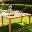 Table de salle à manger en bois 68,9 pouces, matériau de hanches, trou de parasol, convient aux espaces extérieurs et intérieurs