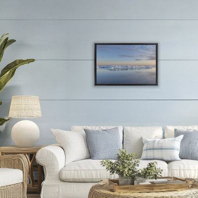 Cadre flottant Iceberg Ocean Reflection, design par Richard Silver