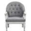 Tissu et chaise au fini blanc antique
