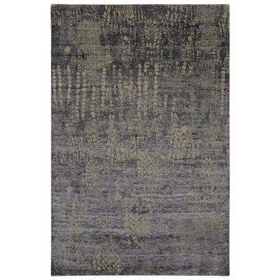 Area Rug in Ivory