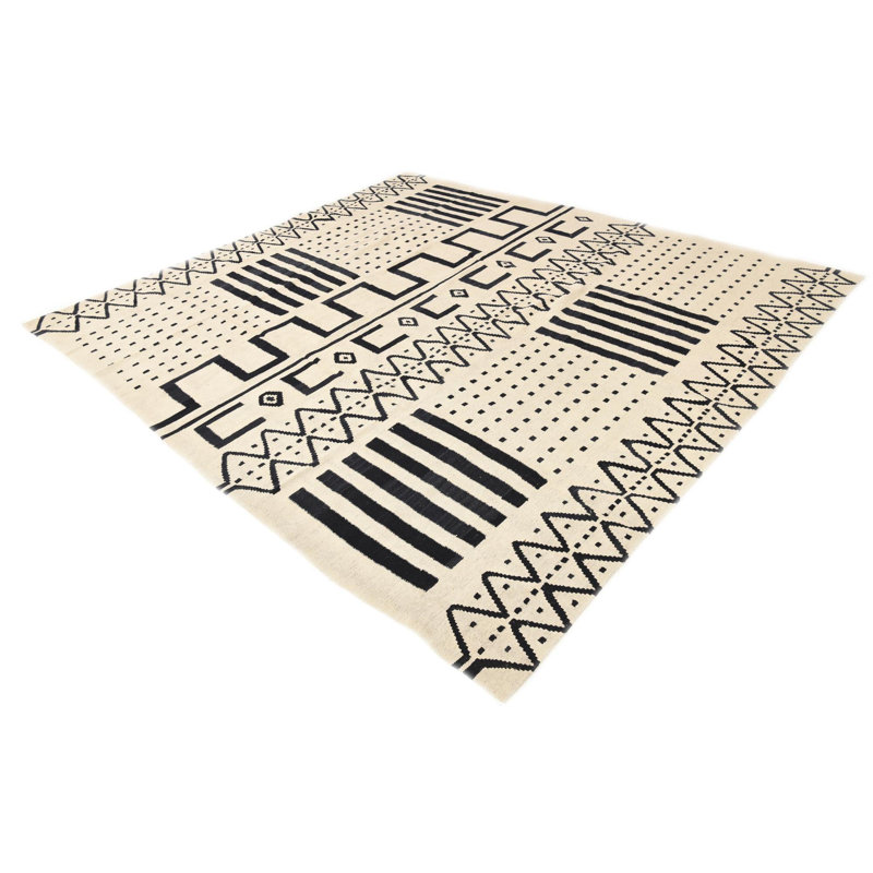 8x10 Petrella Ivory Rug