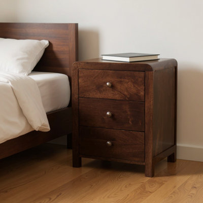 California Walnut Naya Eichelberger