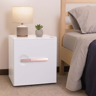 Frigidaire® 1.6-Cu. Ft. Retro Compact Bar Refrigerator With Side Bottle Opener, White/Rose Gold