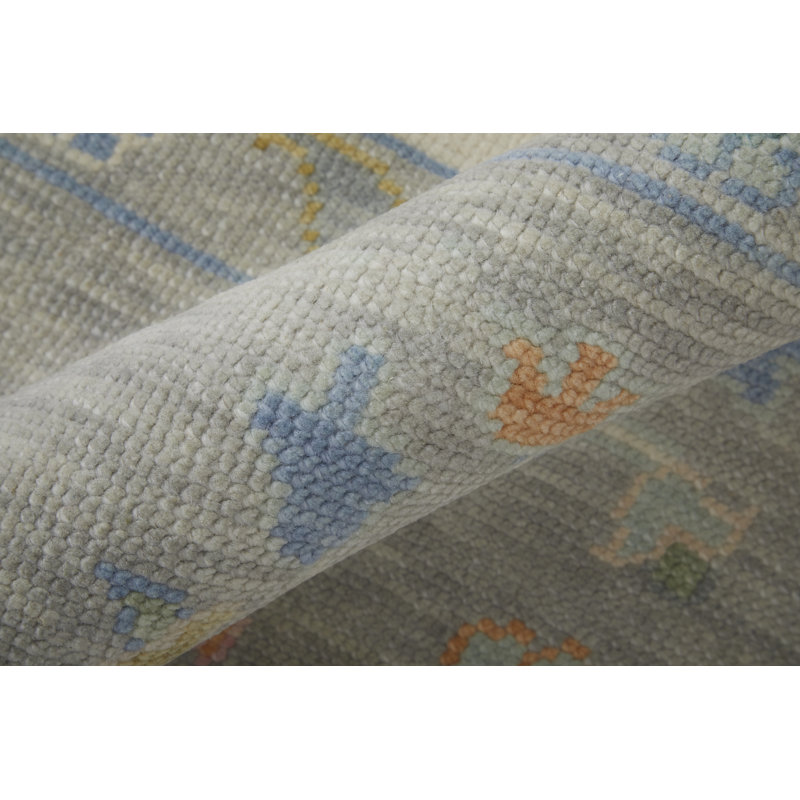 Karina Wool Floral Area Rug, Rectangle 5'6" x 8'6"