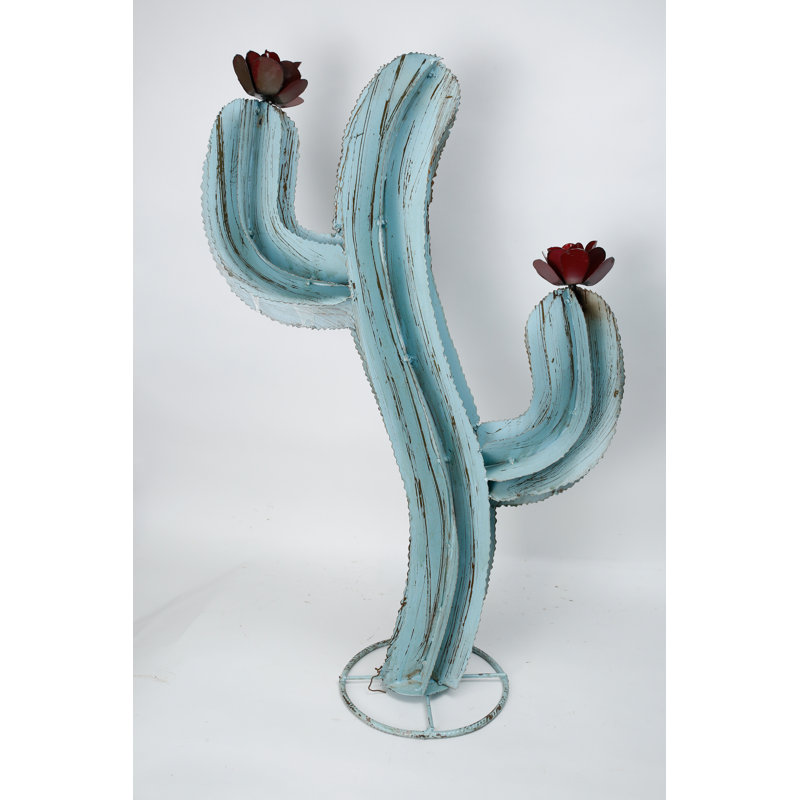 Beckner Curvy Iron Cactus Garden Art, H 34 po x l 24 po x P 9 po, Bleu